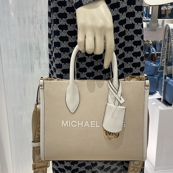 Michael Kors Mirella Small Shopper Top Zip Logo Crossbody XBODY
Optic White 
NWT - Picture 3 of 16